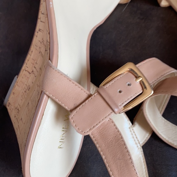 Nine West nude wedge sandals - Picture 9 of 16